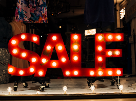 Retail Storefronts & Signage